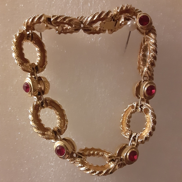 JBK Jacqueline Kennedy Camrose and Kross Red Rhinestone Rope Link Bracelet - Picture 2 of 10